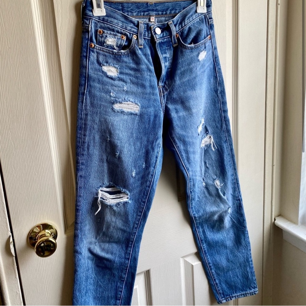Levi’s  Wedgie Straight Leg Jean